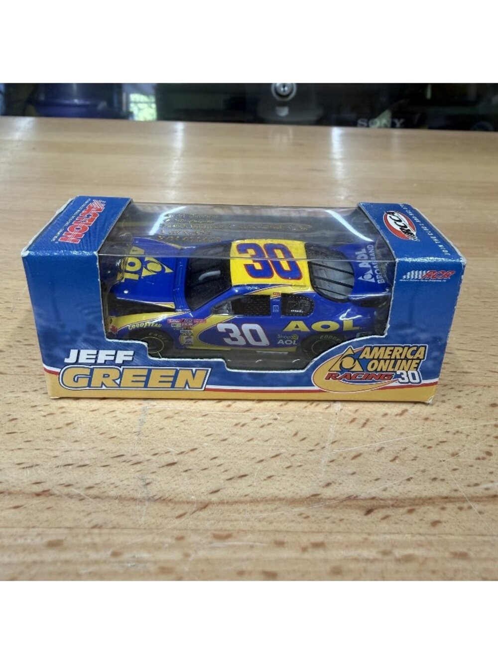 Jeff Green #30 AOL 2003 Chevy Monte Carlo 2003 Action  RCCA 1:64